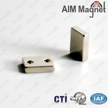 N45 square with hole neodymium magnet